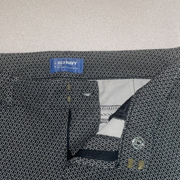 Old Navy Pixie pants - Picture 2 of 7